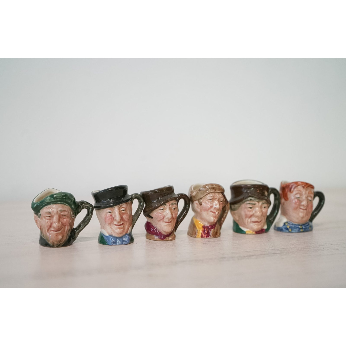 Set Jarras Miniatura Toby Jugs, Royal Doulton