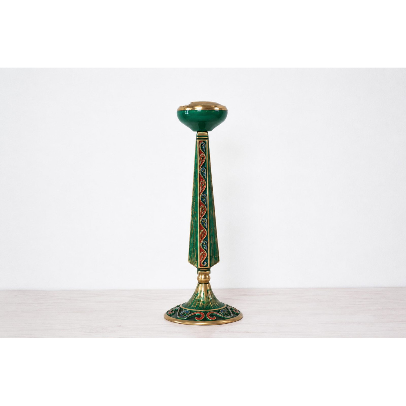 Candelero de bronce