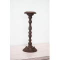 Candelero de hierro