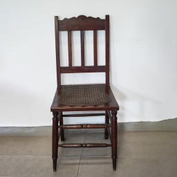 Silla de madera victoriana
