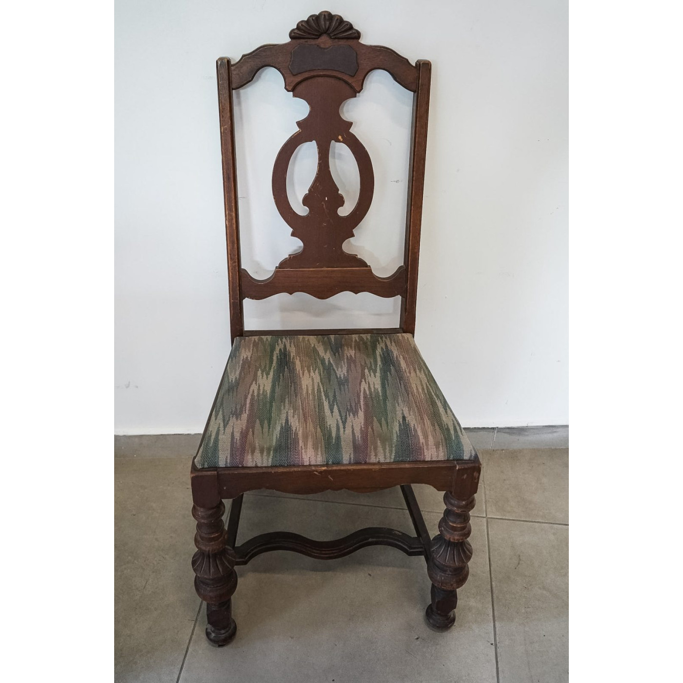 Silla estilo Tudor 