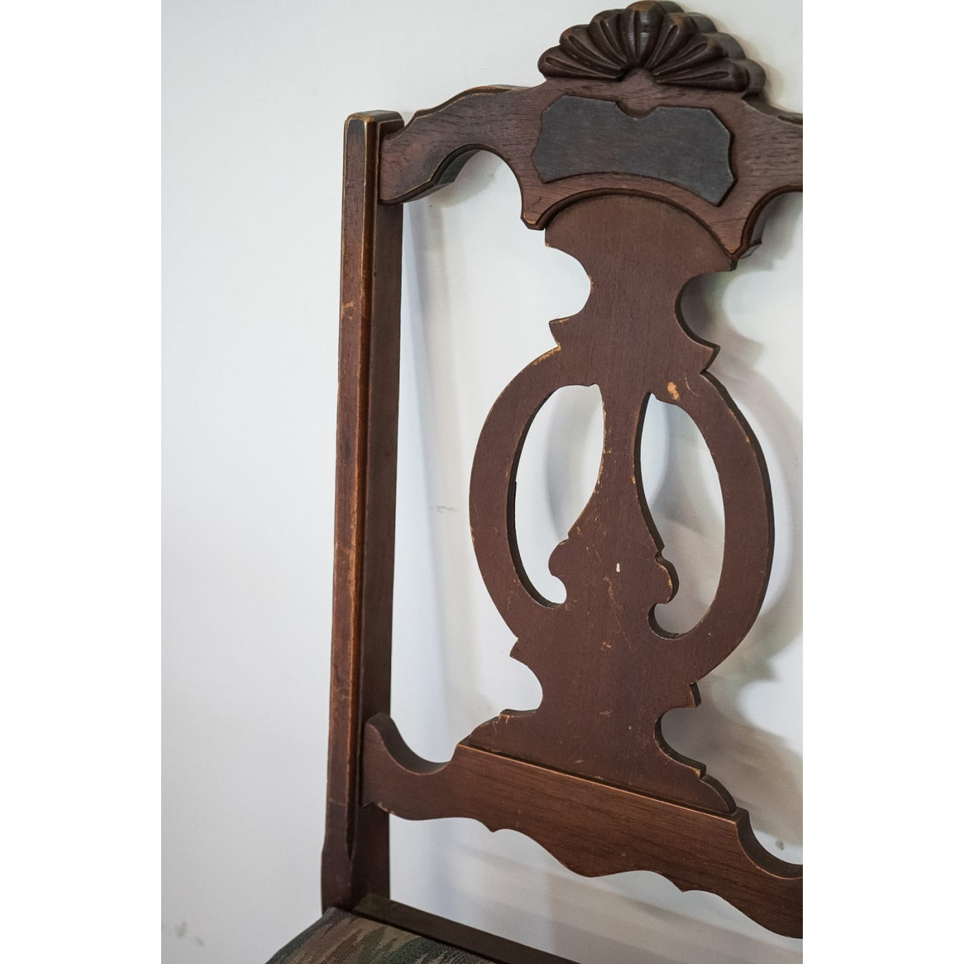 Silla estilo Tudor 