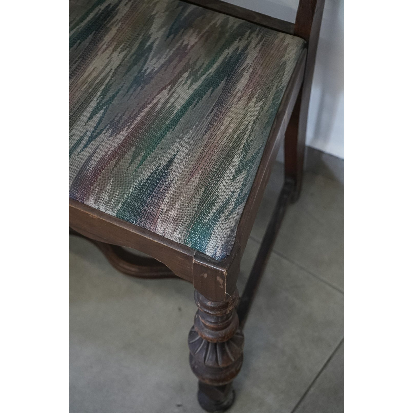 Silla estilo Tudor 